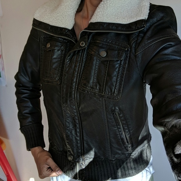 SOLD Xhilaration bomber jacket - Picture 7 of 7